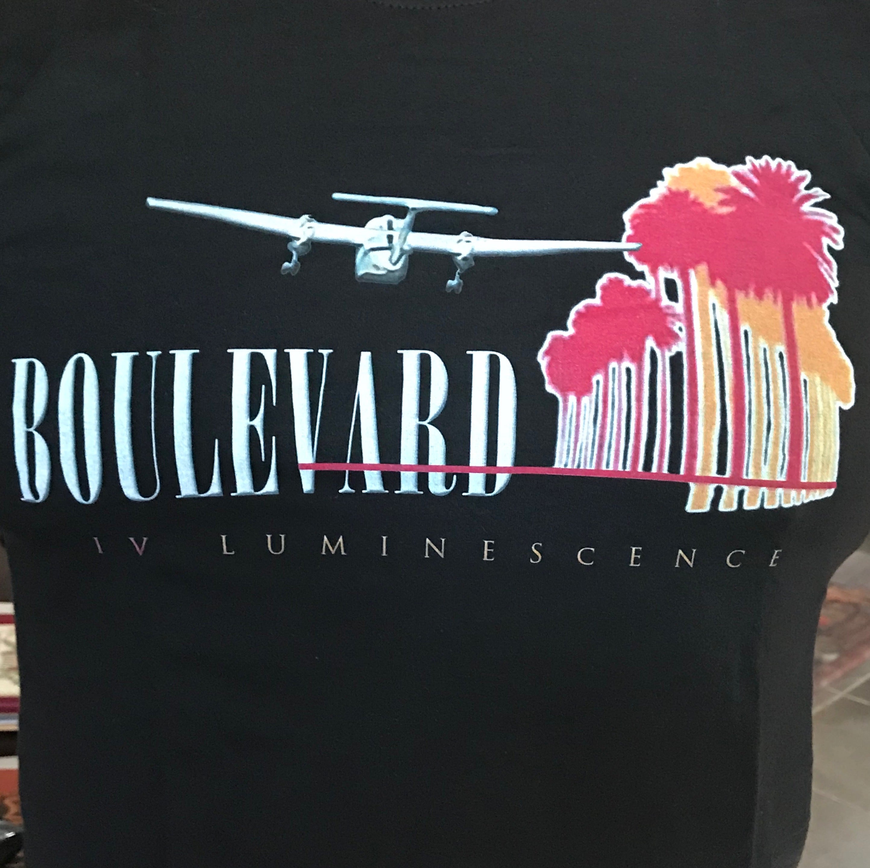 Womens Boulevard IV Luminescence T-Shirt image 0